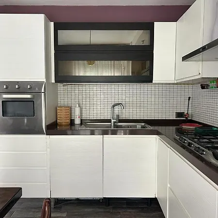 Sestaben - Flat With Parking Space, Simple And Spacious - Away From Traffic La Spezia