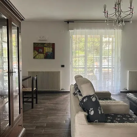 Sestaben - Flat With Parking Space, Simple And Spacious - Away From Traffic Apartment La Spezia